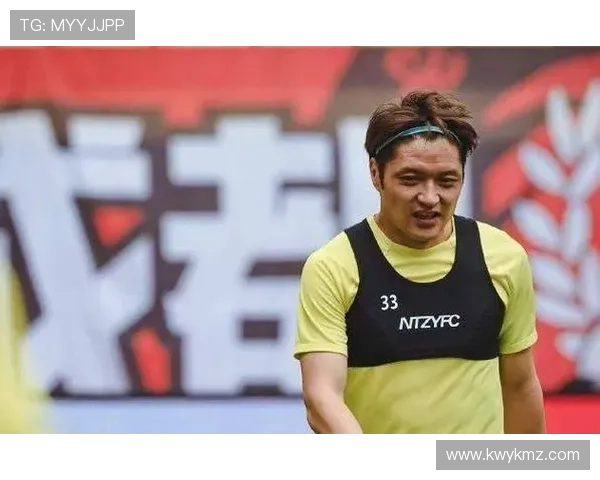 退役后自律的足球明星如何重塑人生与职业生涯的精彩篇章